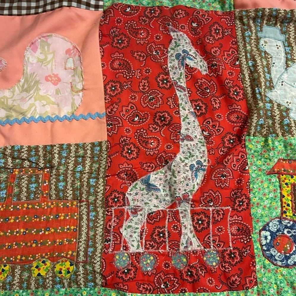 ✨ Reversible Antique Handmade Patchwork Baby Quilt –